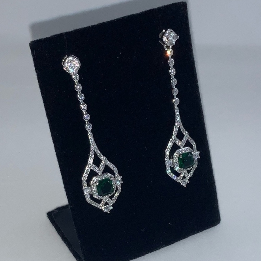 2ct Emerald Art Deco Earrings - Picture 9 of 12
